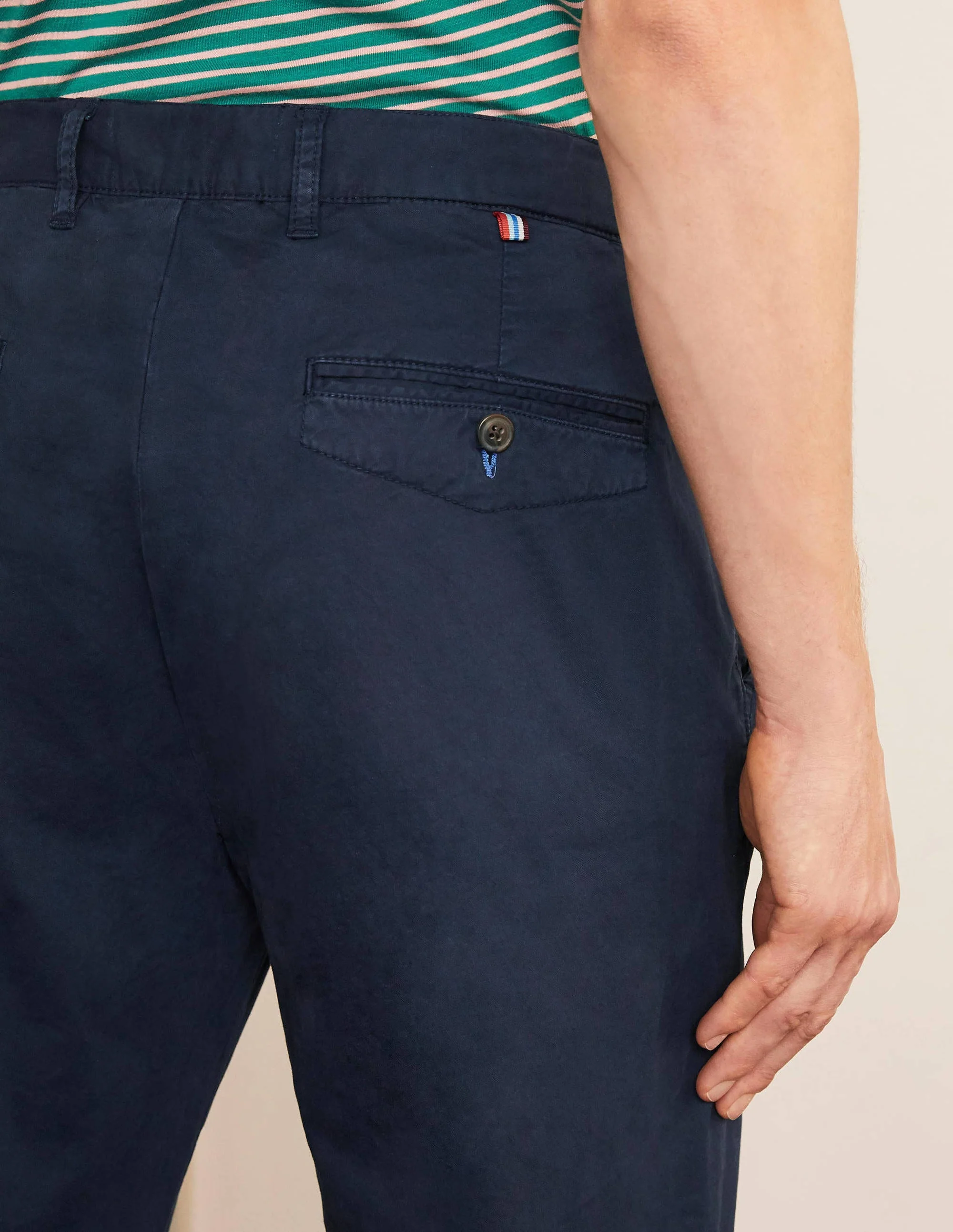 Thumb 4